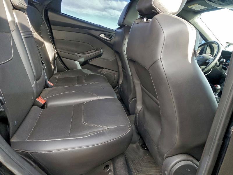 Фото 11 - FORD FOCUS