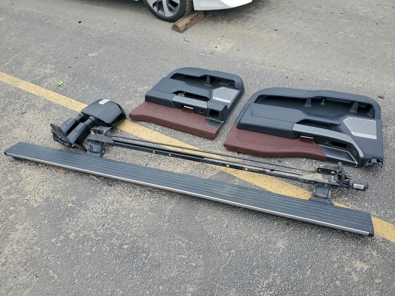 Фото 12 - FORD F-150