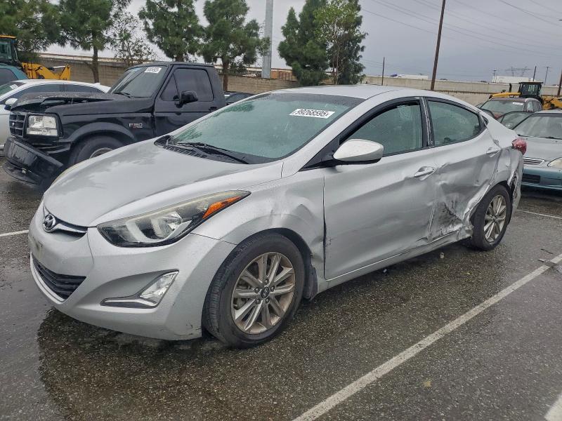 Фото 1 - HYUNDAI ELANTRA