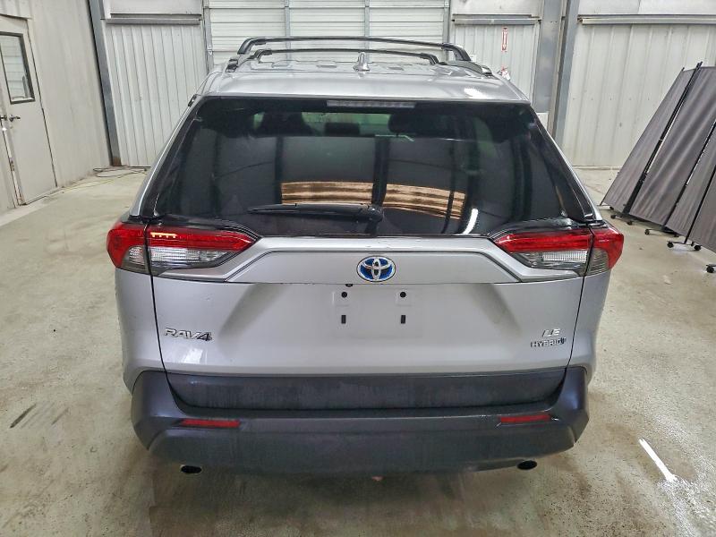 Фото 6 - TOYOTA RAV4