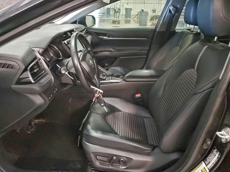 Фото 7 - TOYOTA CAMRY