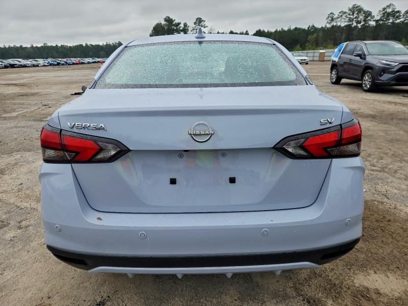 Фото 6 - NISSAN VERSA