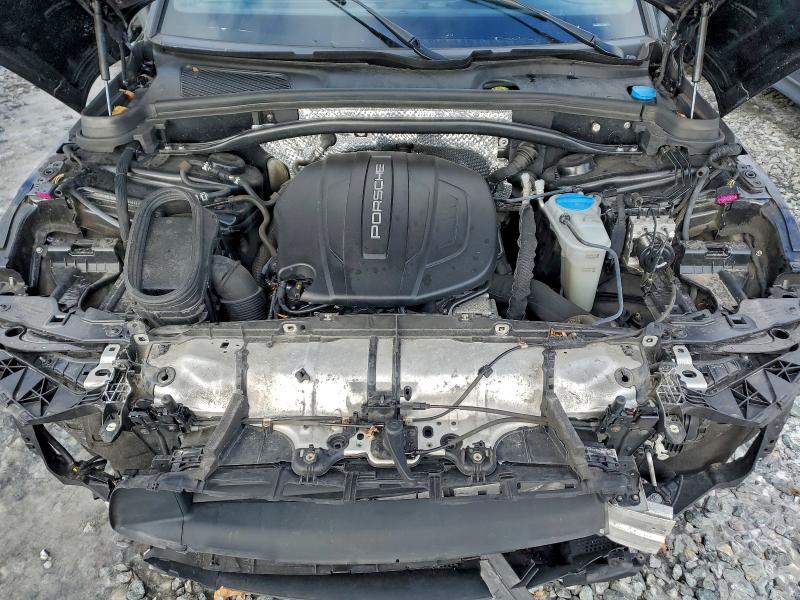 Фото 12 - PORSCHE MACAN