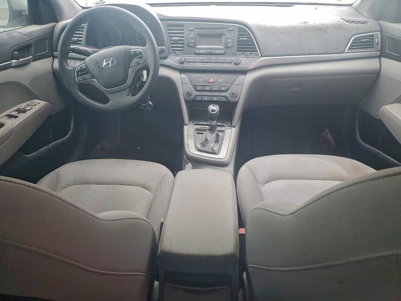 Фото 8 - HYUNDAI ELANTRA