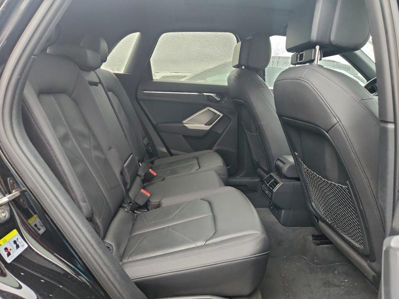 Фото 10 - AUDI Q3