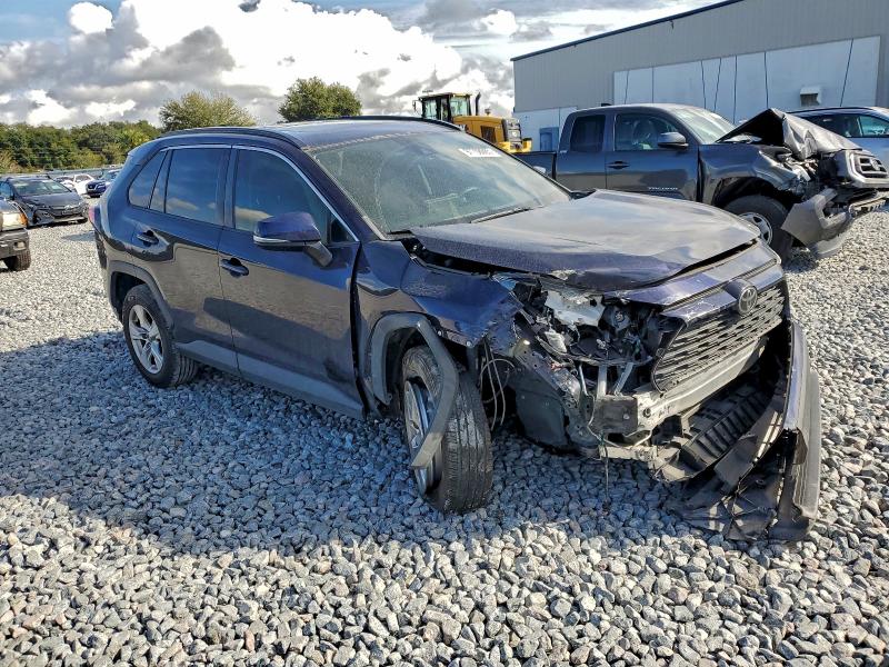 Фото 4 - TOYOTA RAV4