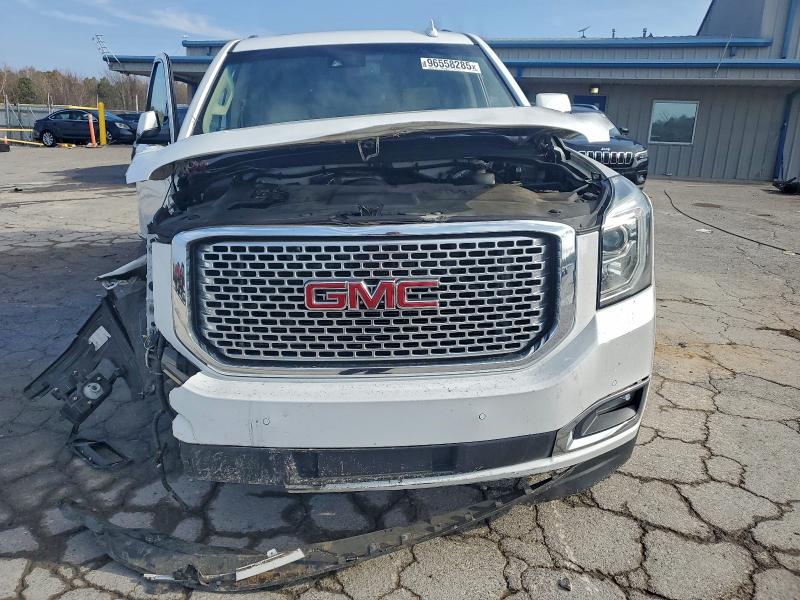 Фото 5 - GMC YUKON