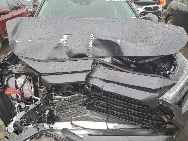 Фото 12 - TOYOTA RAV4