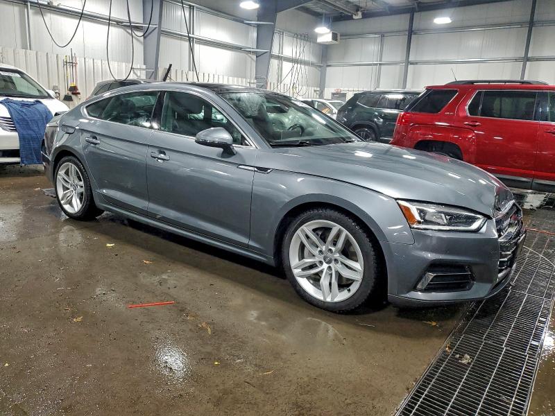 Фото 4 - AUDI A5