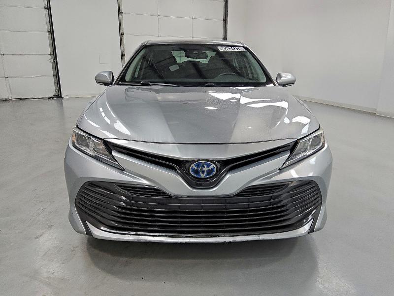 Фото 5 - TOYOTA CAMRY