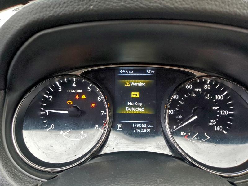 Фото 9 - NISSAN ROGUE