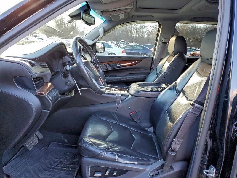 Фото 7 - CADILLAC ESCALADE