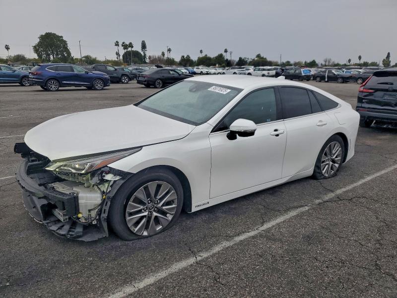 Фото 1 - TOYOTA MIRAI