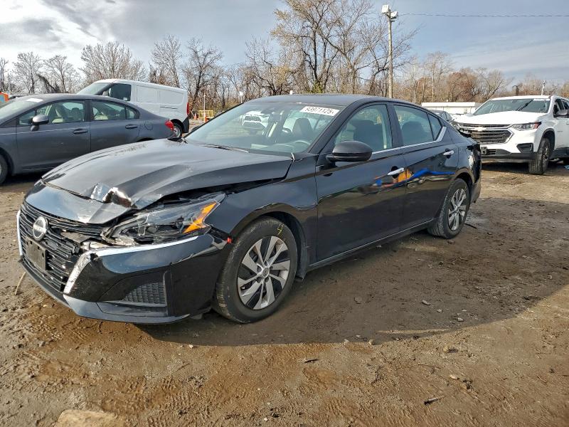 Фото 1 - NISSAN ALTIMA