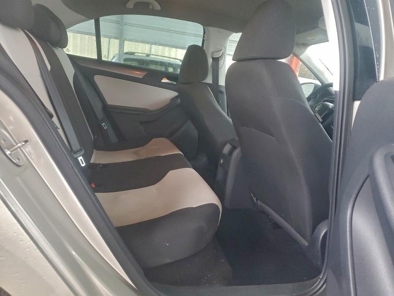 Фото 10 - VOLKSWAGEN JETTA