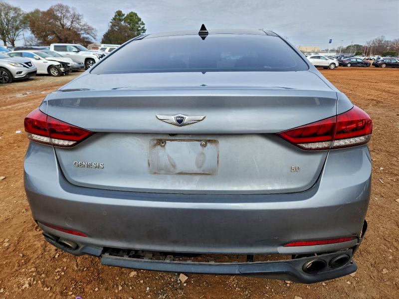 Фото 6 - HYUNDAI GENESIS