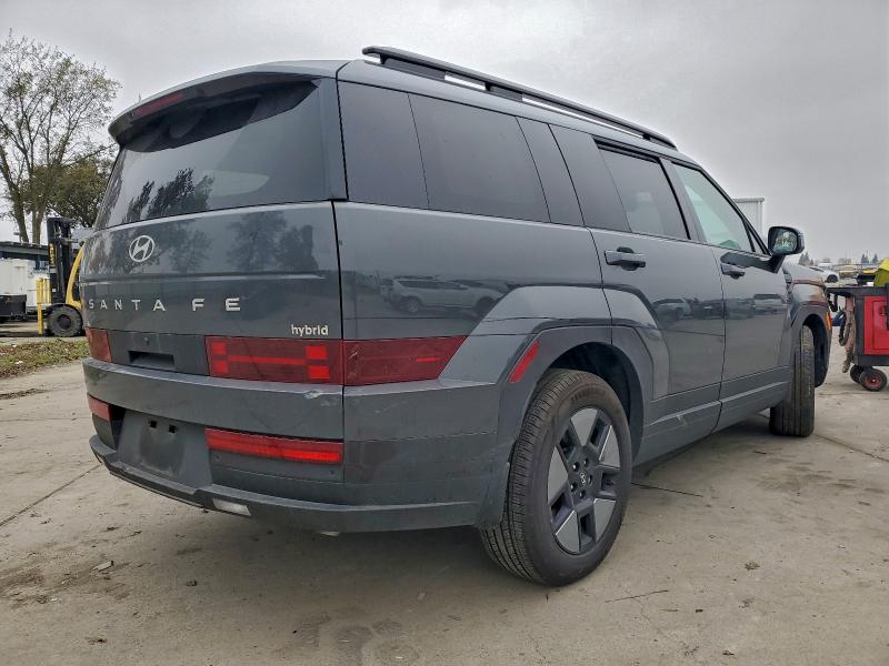 Фото 3 - HYUNDAI SANTA FE