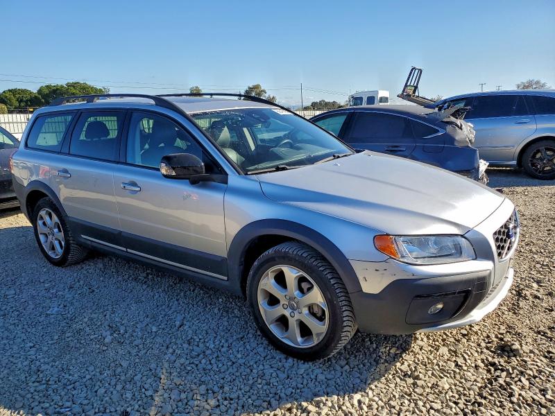 VOLVO XC70 2016 VIN YV440MBX2G1256855