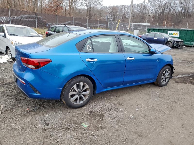 Фото 3 - KIA RIO