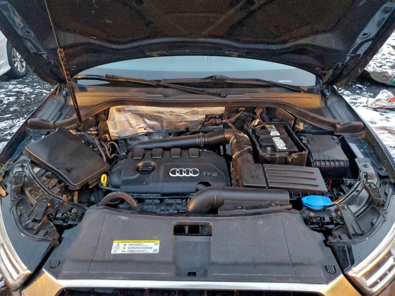 Фото 12 - AUDI Q3