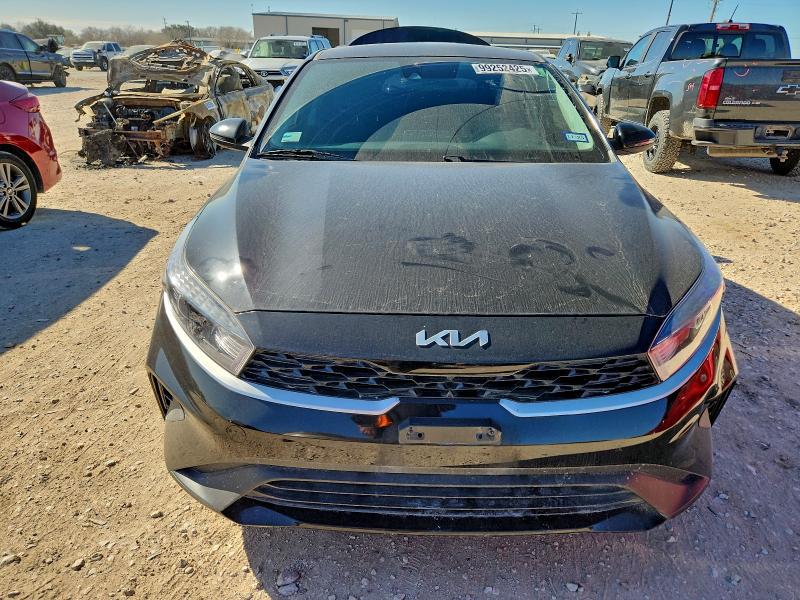 Фото 5 - KIA FORTE