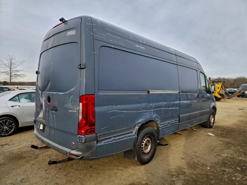 MERCEDES-BENZ SPRINTER 2019 VIN WD4PF1CD4KP128002