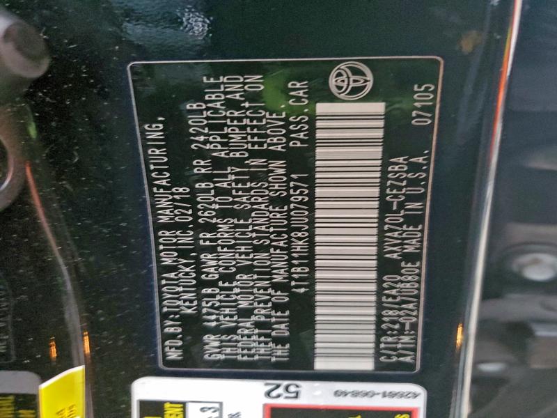 Фото 12 - TOYOTA CAMRY