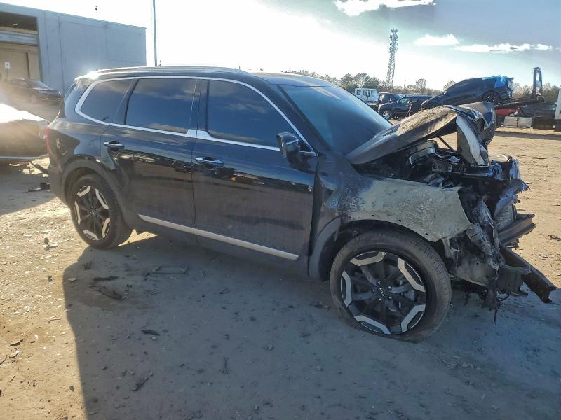 Фото 4 - KIA TELLURIDE