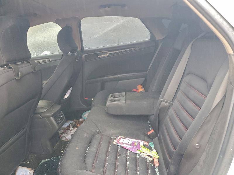 Фото 10 - FORD FUSION