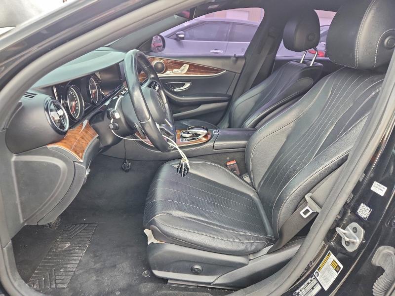 Фото 7 - MERCEDES-BENZ E-CLASS