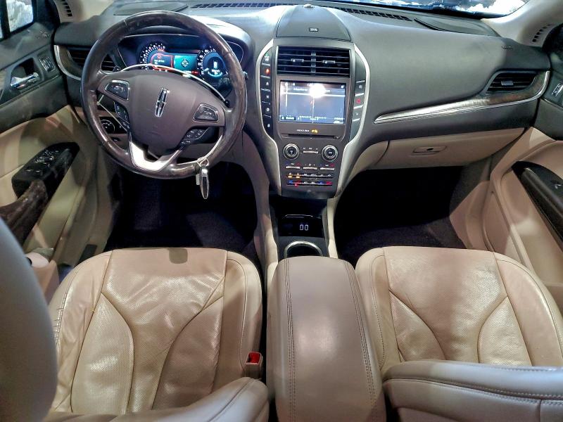 Фото 8 - LINCOLN MKC