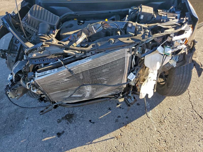 Фото 11 - CHEVROLET EQUINOX