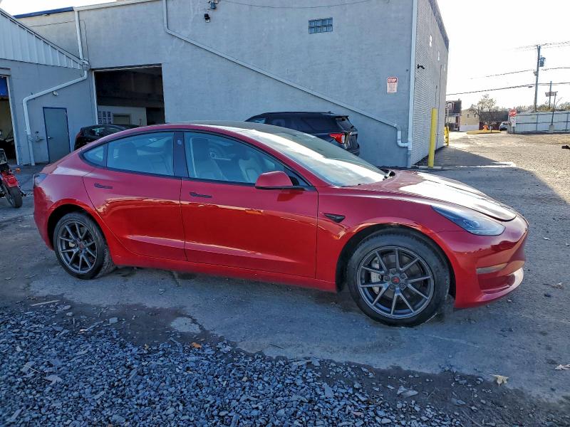 Фото 4 - TESLA MODEL 3