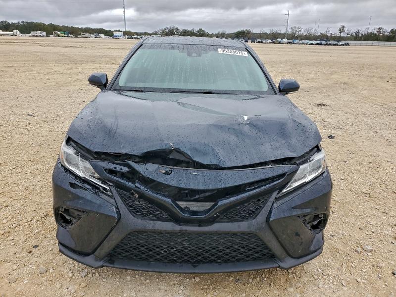 Фото 5 - TOYOTA CAMRY