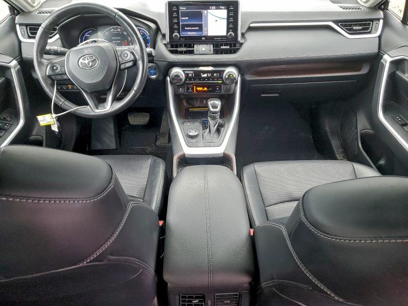 Фото 8 - TOYOTA RAV4