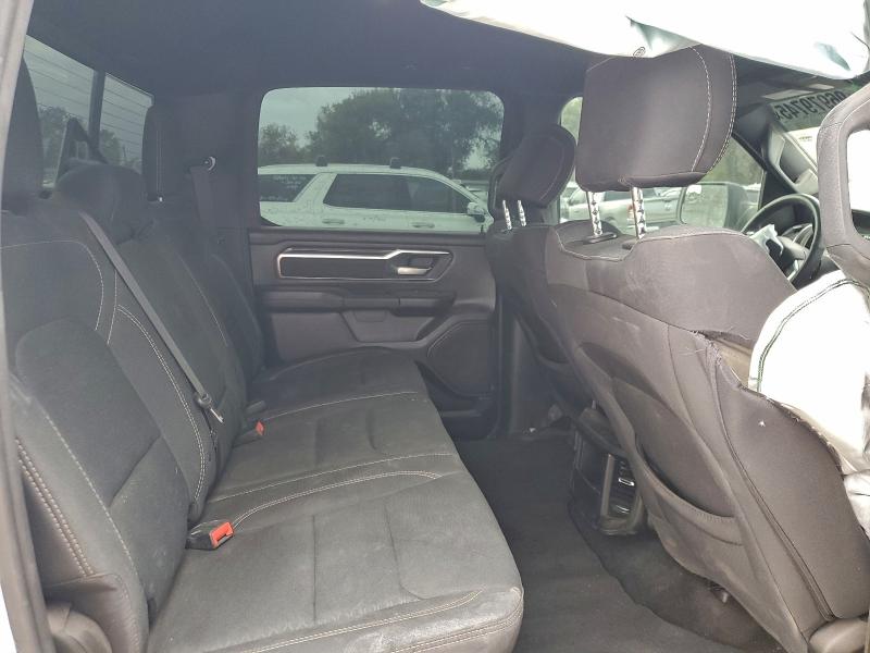 Фото 10 - RAM 1500