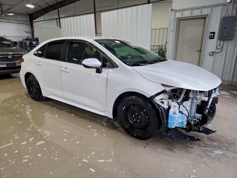 Фото 4 - TOYOTA COROLLA