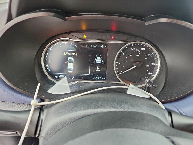 Фото 9 - NISSAN VERSA