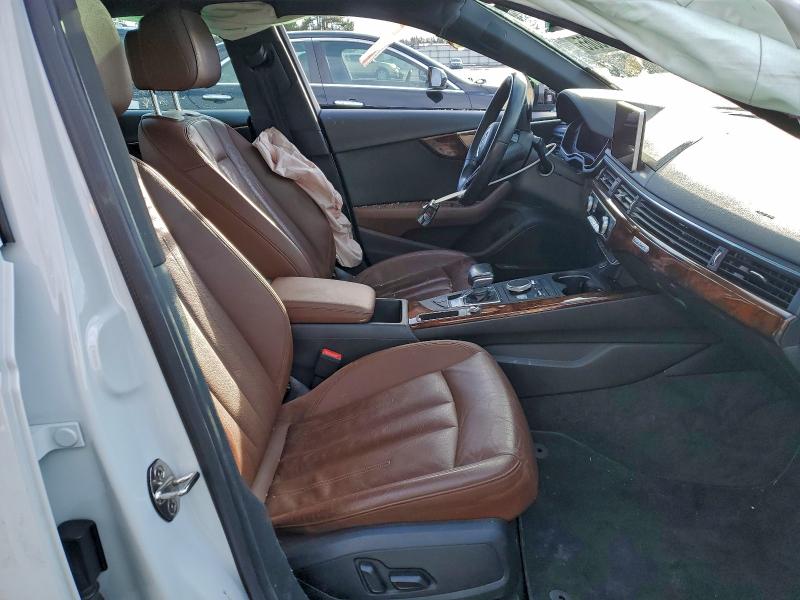 Фото 7 - AUDI A4