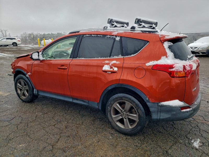 Фото 2 - TOYOTA RAV4
