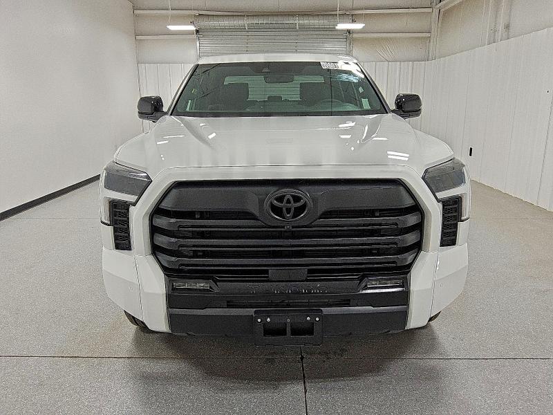 Фото 5 - TOYOTA TUNDRA
