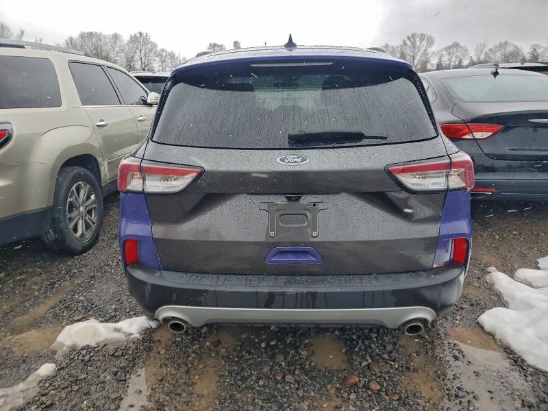 Фото 6 - FORD ESCAPE