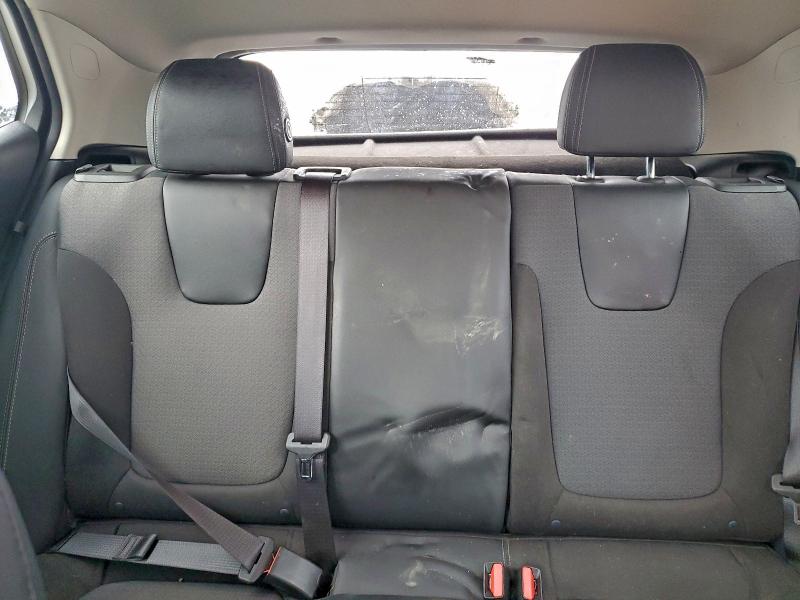 Фото 10 - BUICK ENCORE