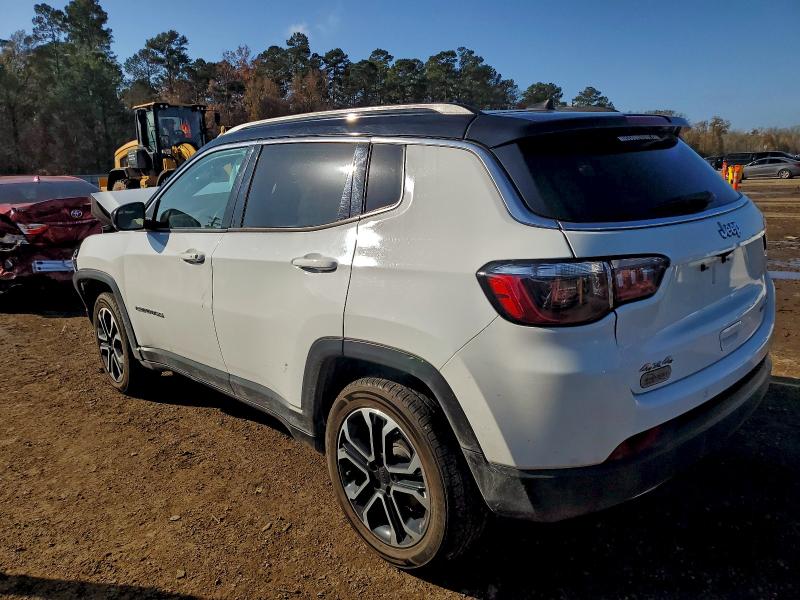 Фото 2 - JEEP COMPASS
