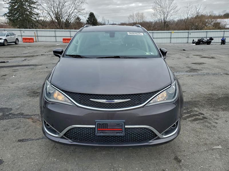 Фото 5 - CHRYSLER PACIFICA