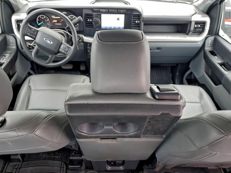 Фото 8 - FORD F350