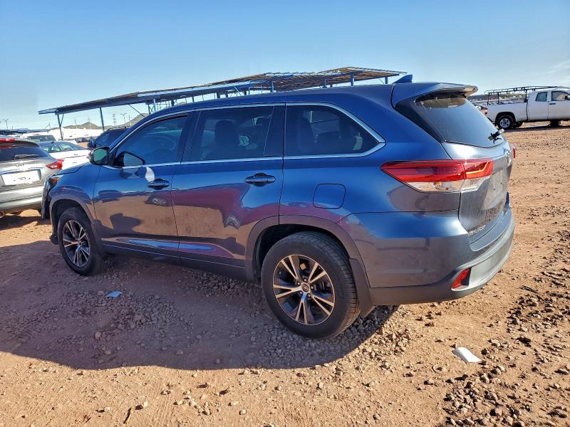 Фото 2 - TOYOTA HIGHLANDER