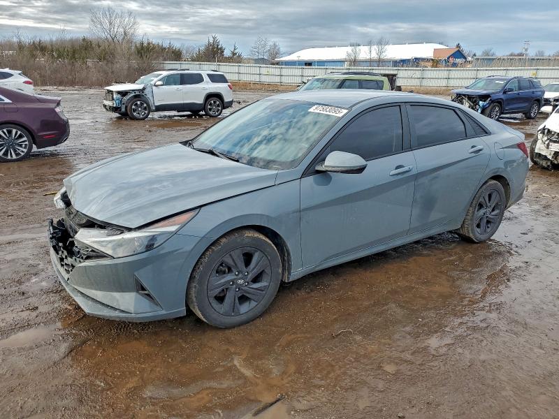 Фото 1 - HYUNDAI ELANTRA