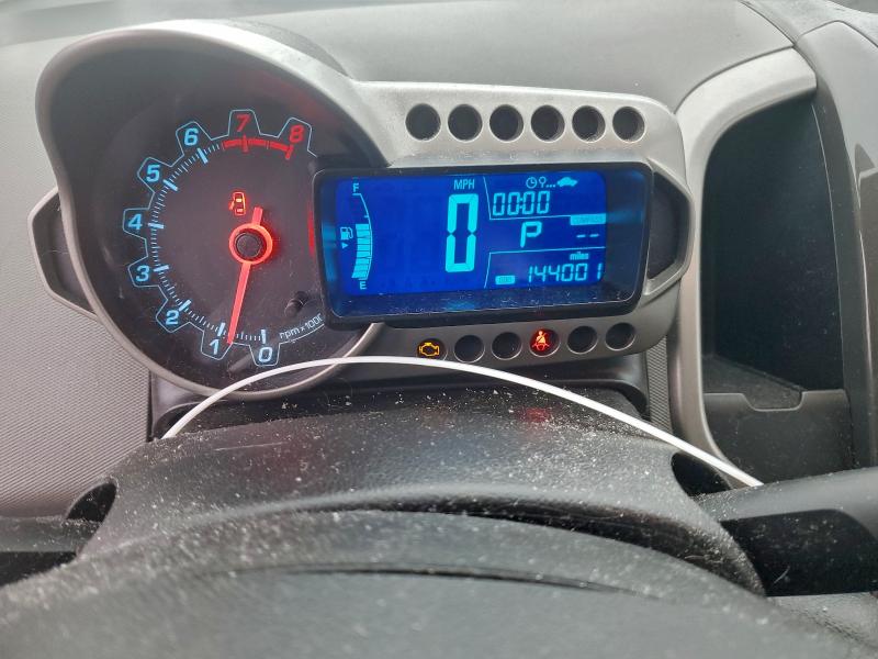 Фото 9 - CHEVROLET SONIC