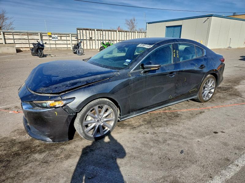 Фото 1 - MAZDA 3